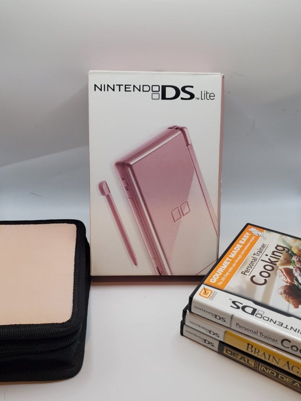 Vintage Nintendo DS Lite Pink Gaming Bundle ๐ฎ๐ - Picture 11 of 11